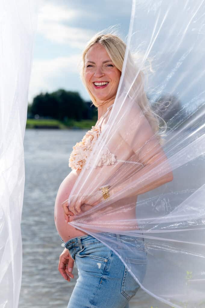 Familienshooting an der Elbe