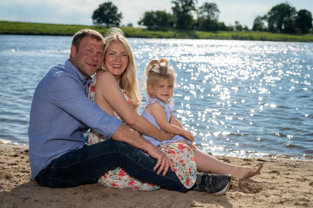 Familienshooting an der Elbe